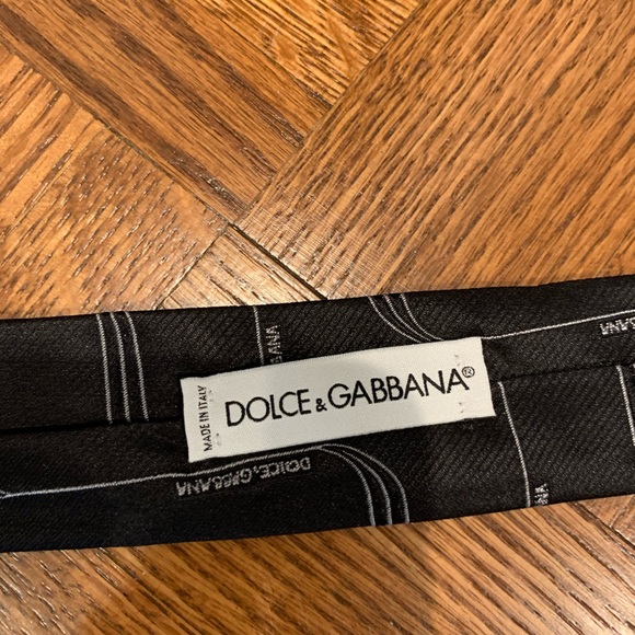 Dolce and Gabbana Tie - Picture 2 of 3